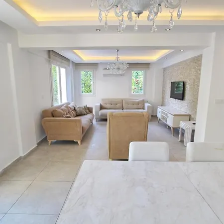 Platinium Villa Villa